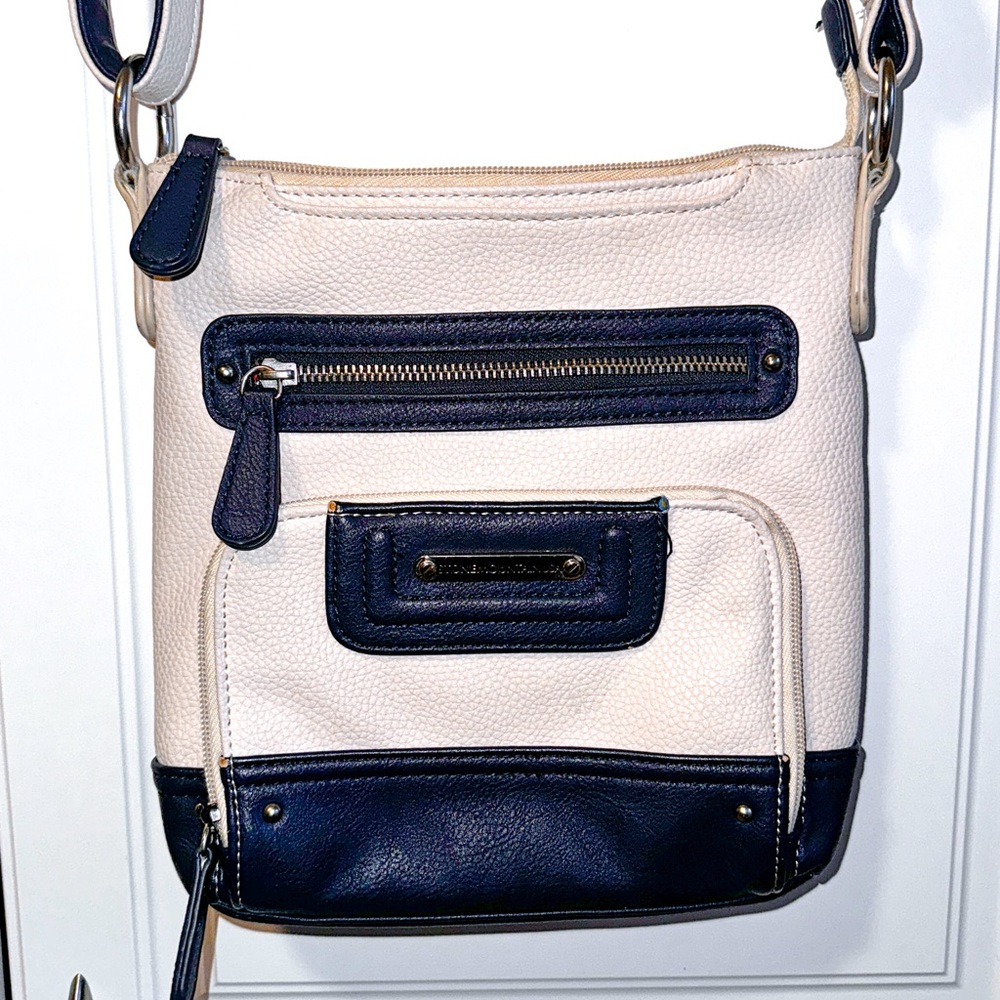 Stone Mountain Cross Body Purse
